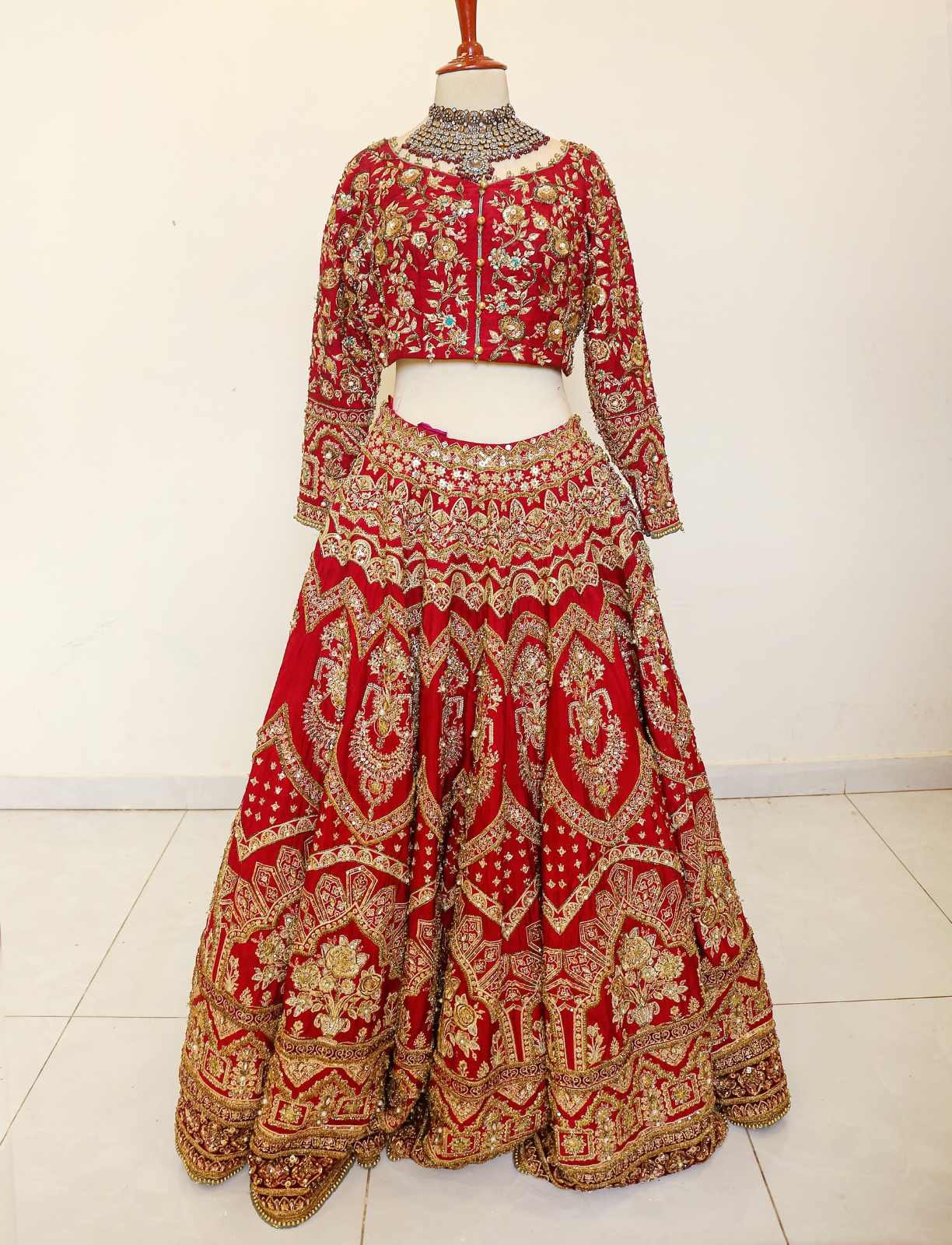 MNR Waheeda - Image 2